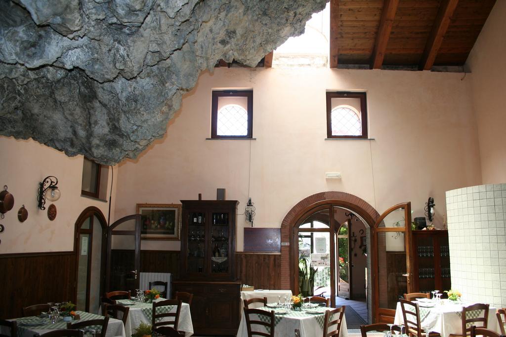 Agriturismo La Grotta Corbara (Campania) Exterior foto